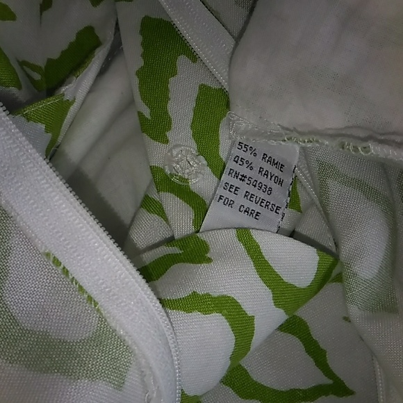 NWT Appraisal size S V-NECK Sleeveless lime rind/g - Picture 7 of 8